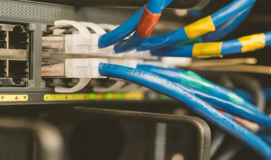 Effektiva lösningar på nätverksproblem