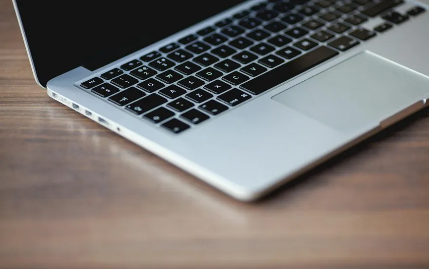 Köpguide för laptops i Sverige 2026